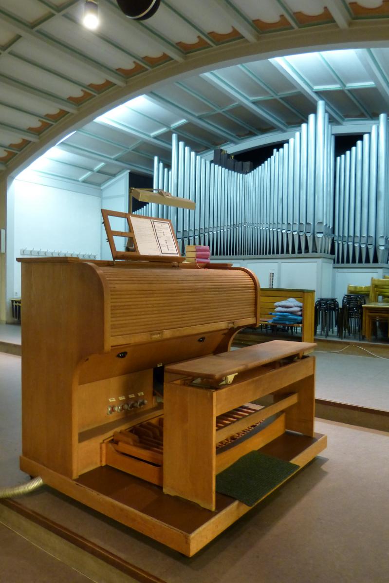 Foto Orgel mit Spieltisch